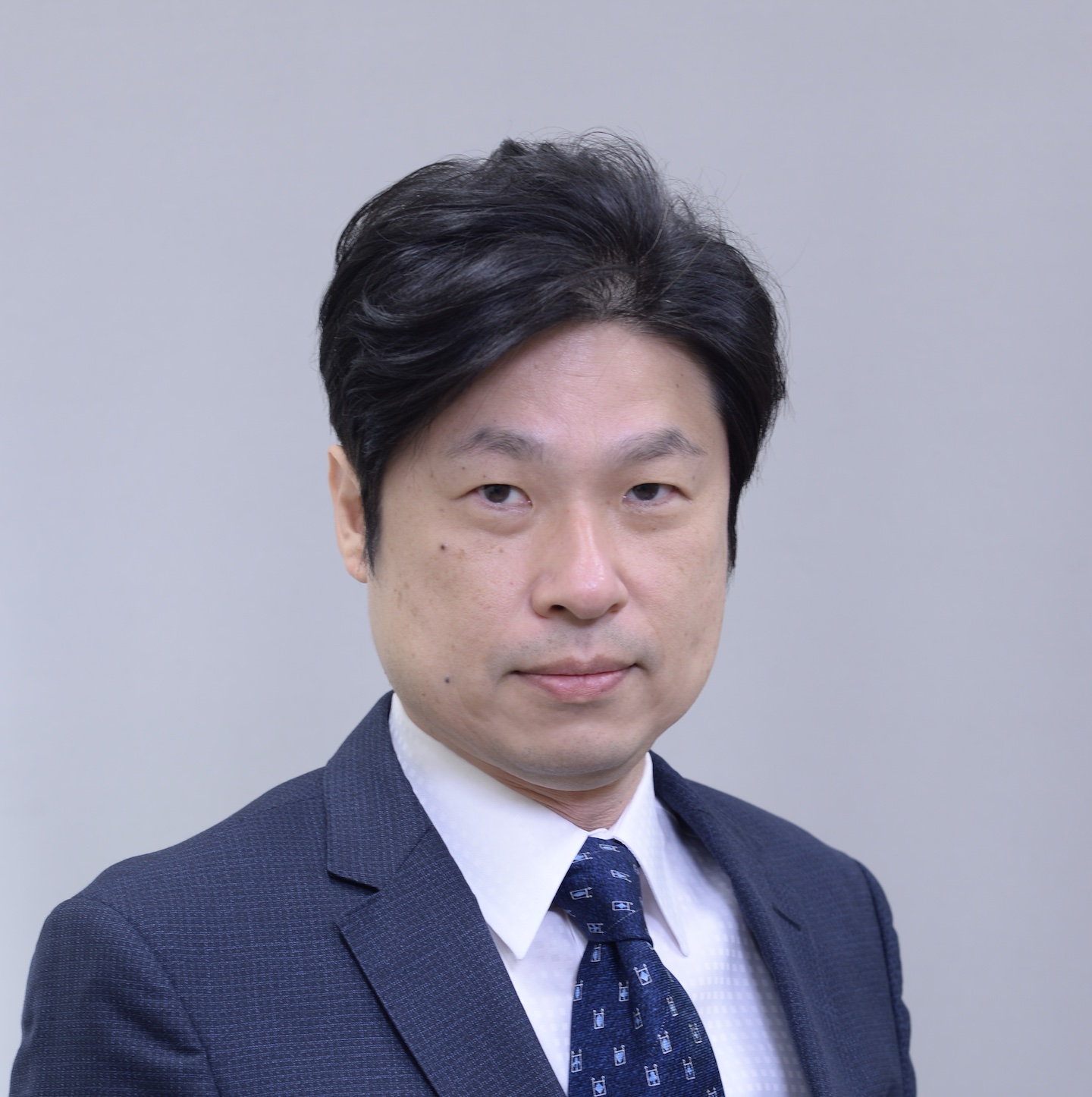 浦岡 俊夫 先生